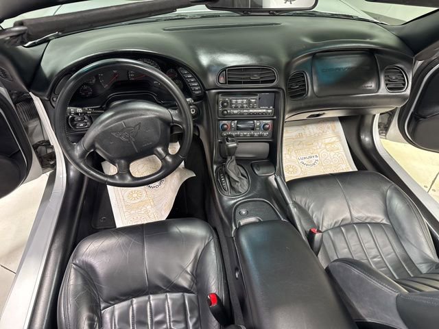 Used 1998 Chevrolet Corvette Convertible w/ Performance Handling Pkg image 14