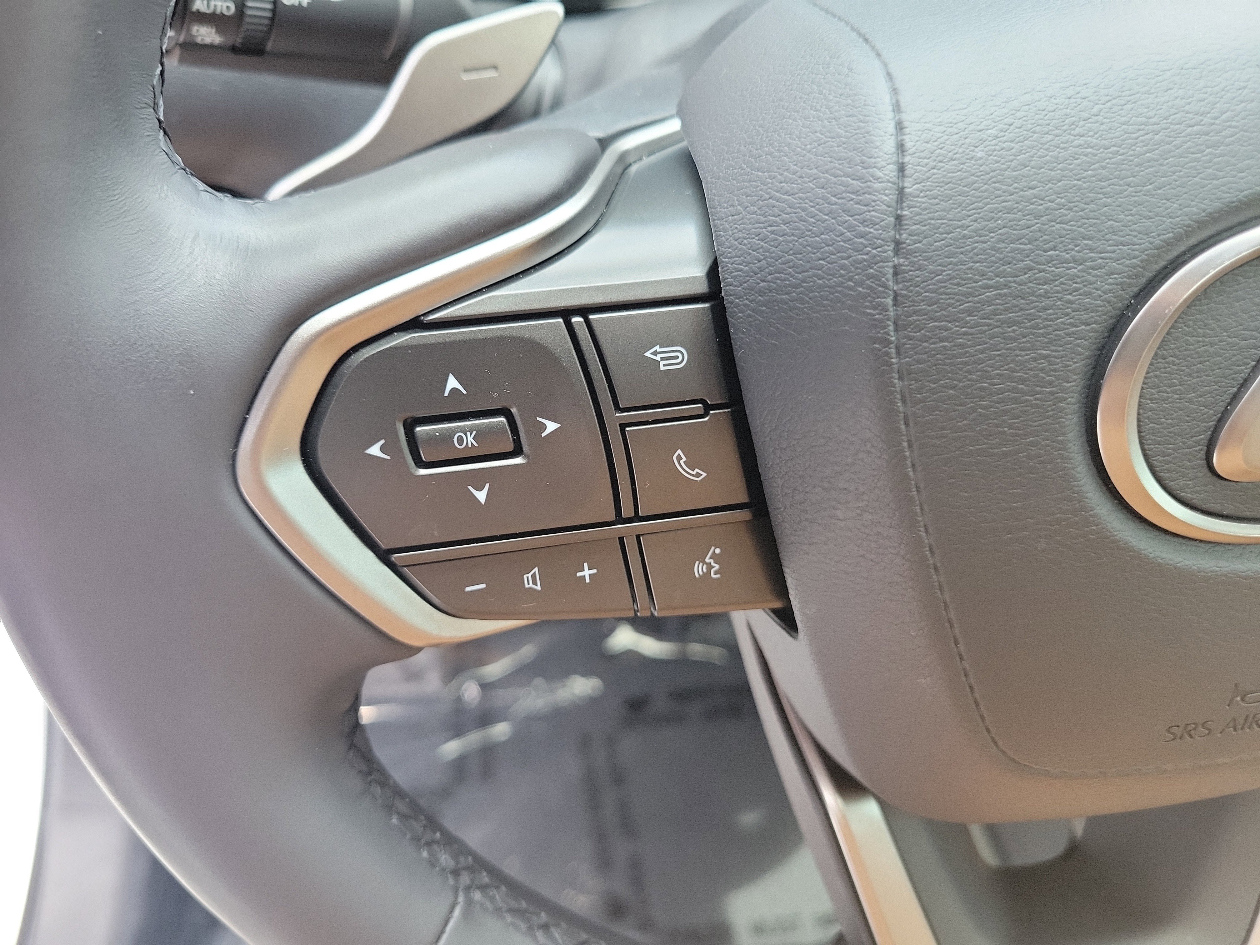 Certified 2025 Lexus NX 250 FWD w/ Accessory Package (K3) image 27