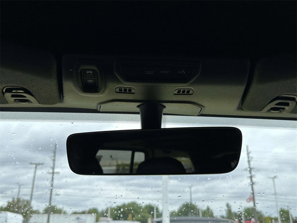 Used 2023 Jeep Wrangler Unlimited Sahara w/ Cold Weather Group image 33