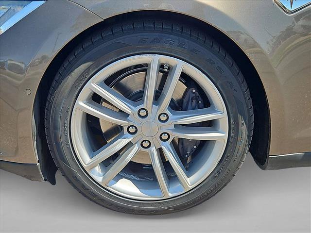 Used 2015 Tesla Model S 85D AWD/4WD image 17