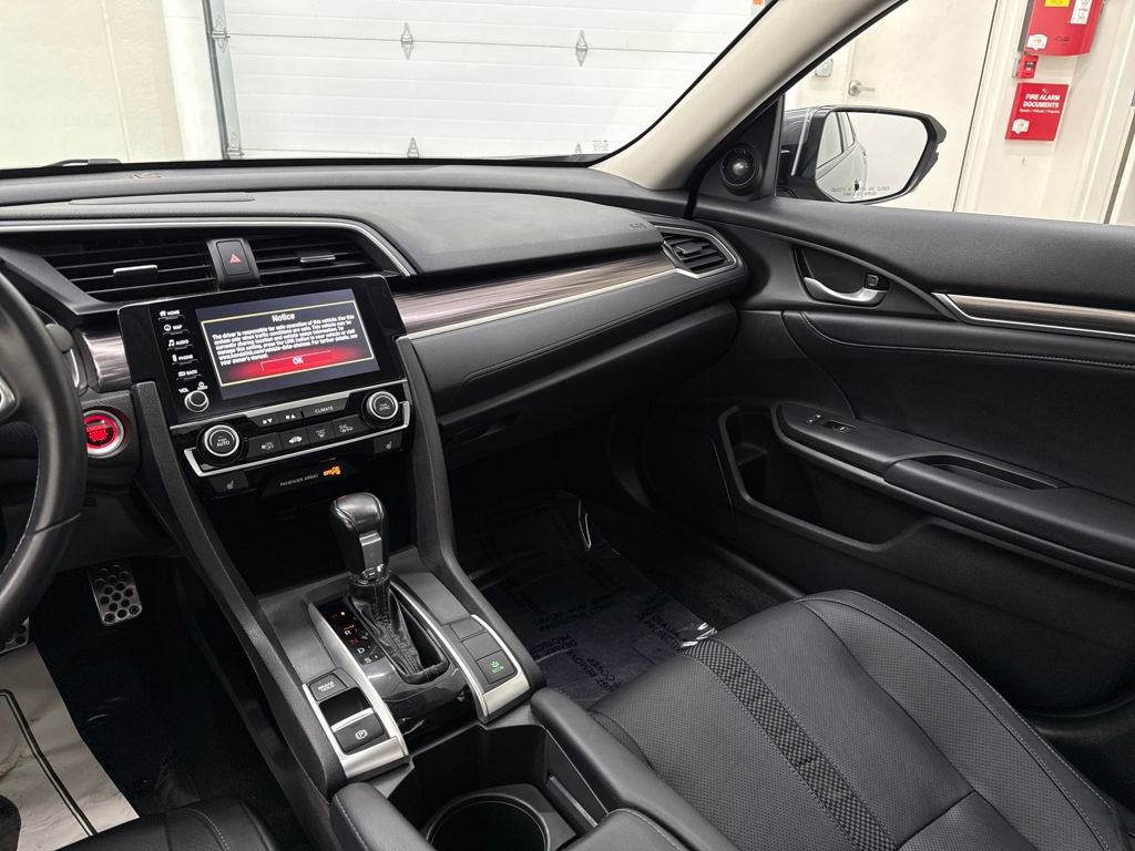 Used 2020 Honda Civic Touring image 15