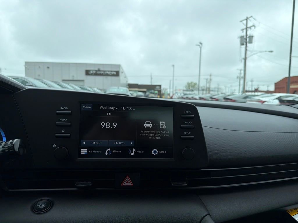 New 2026 Hyundai Elantra Sport FWD image 18