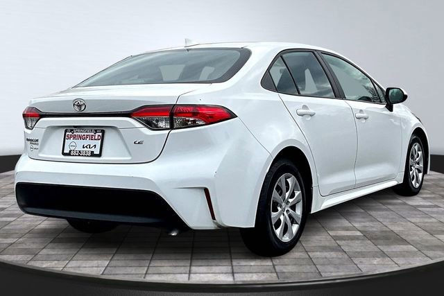 Used 2024 Toyota Corolla LE image 6