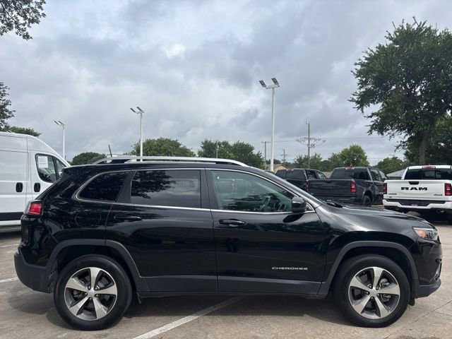 Used 2020 Jeep Cherokee Limited AWD/4WD image 4