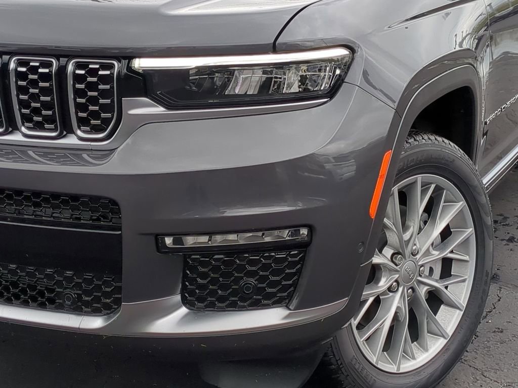 New 2025 Jeep Grand Cherokee L Summit image 10