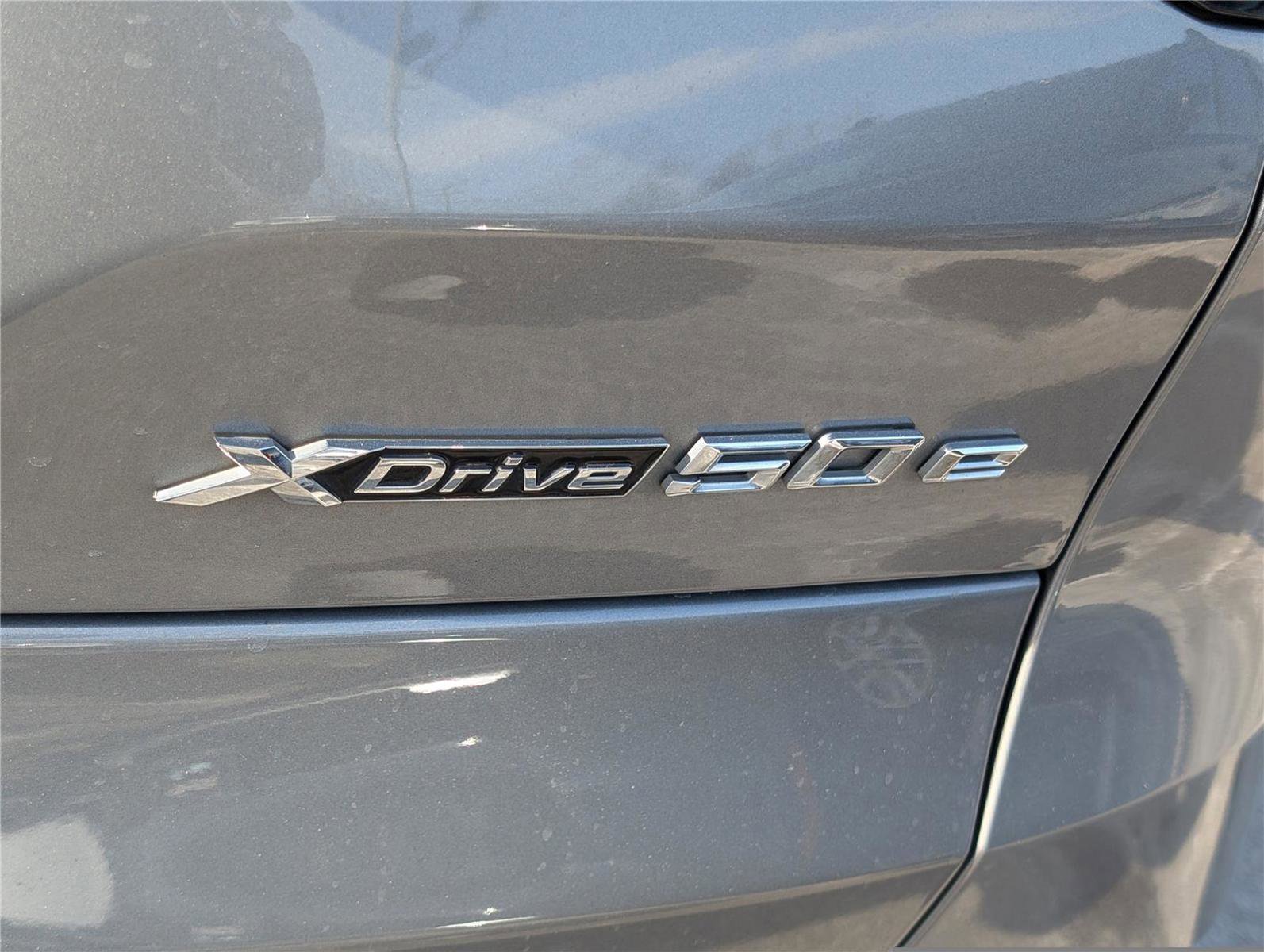 Used 2025 BMW X5 xDrive50e image 10