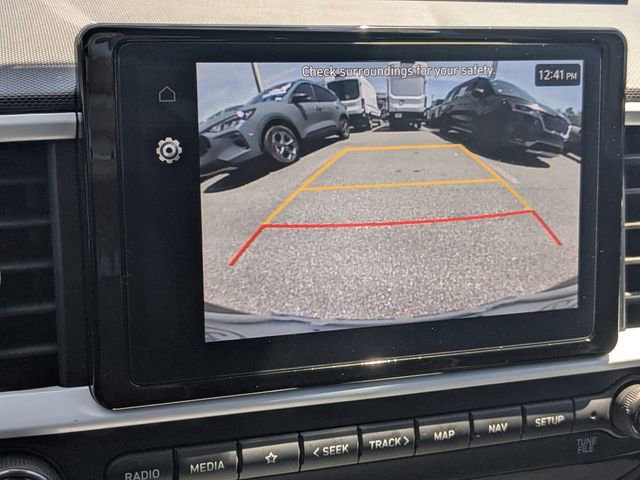 Used 2024 Hyundai Venue Limited image 22