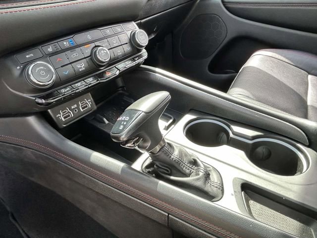 Used 2025 Dodge Durango GT AWD/4WD image 17