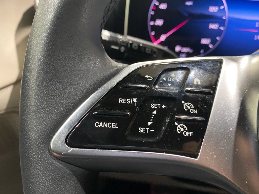 Certified 2025 Mercedes-Benz GLC 300 4MATIC image 11