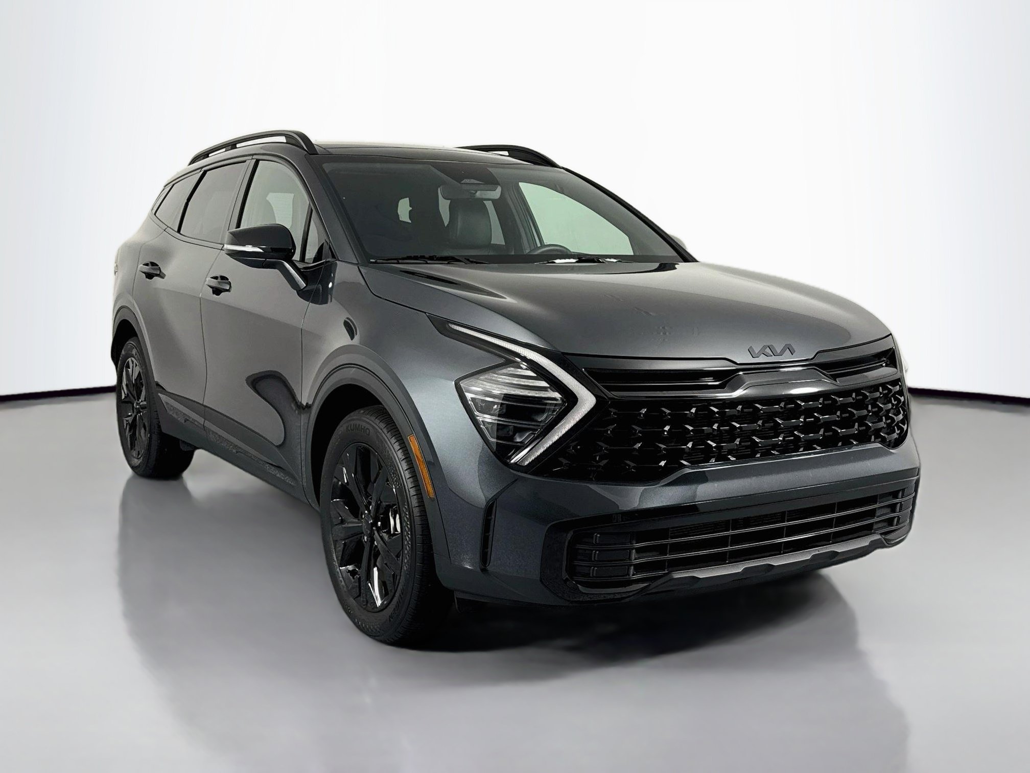 Used 2025 Kia Sportage X-Line w/ Premium Package AWD/4WD image 3