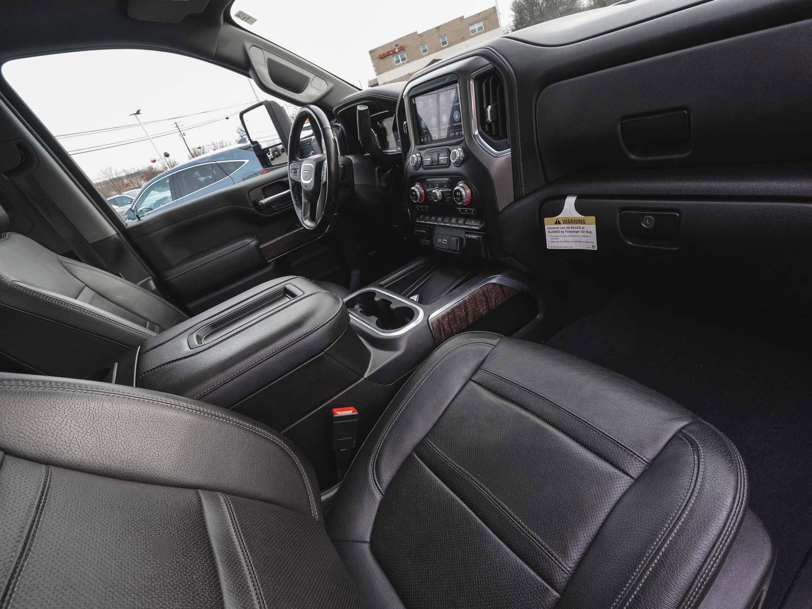 Used 2022 GMC Sierra 3500 Denali image 45