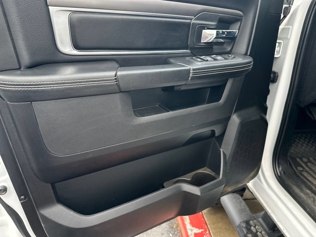 Used 2023 RAM 1500 Warlock AWD/4WD image 10