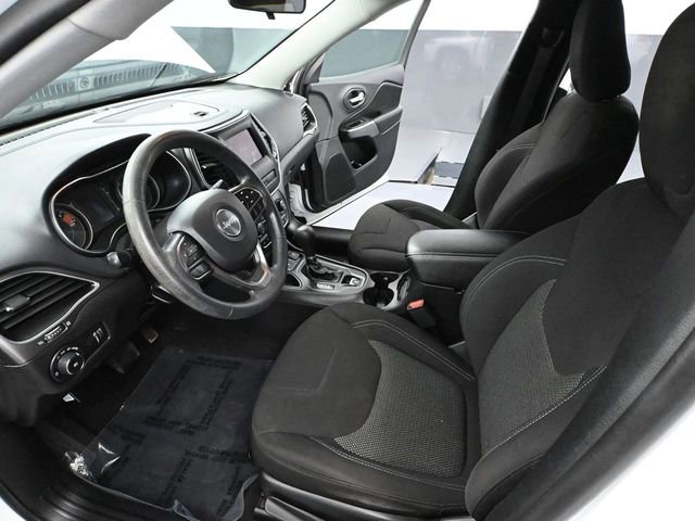 Used 2019 Jeep Cherokee Latitude w/ Popular Appearance Group image 21