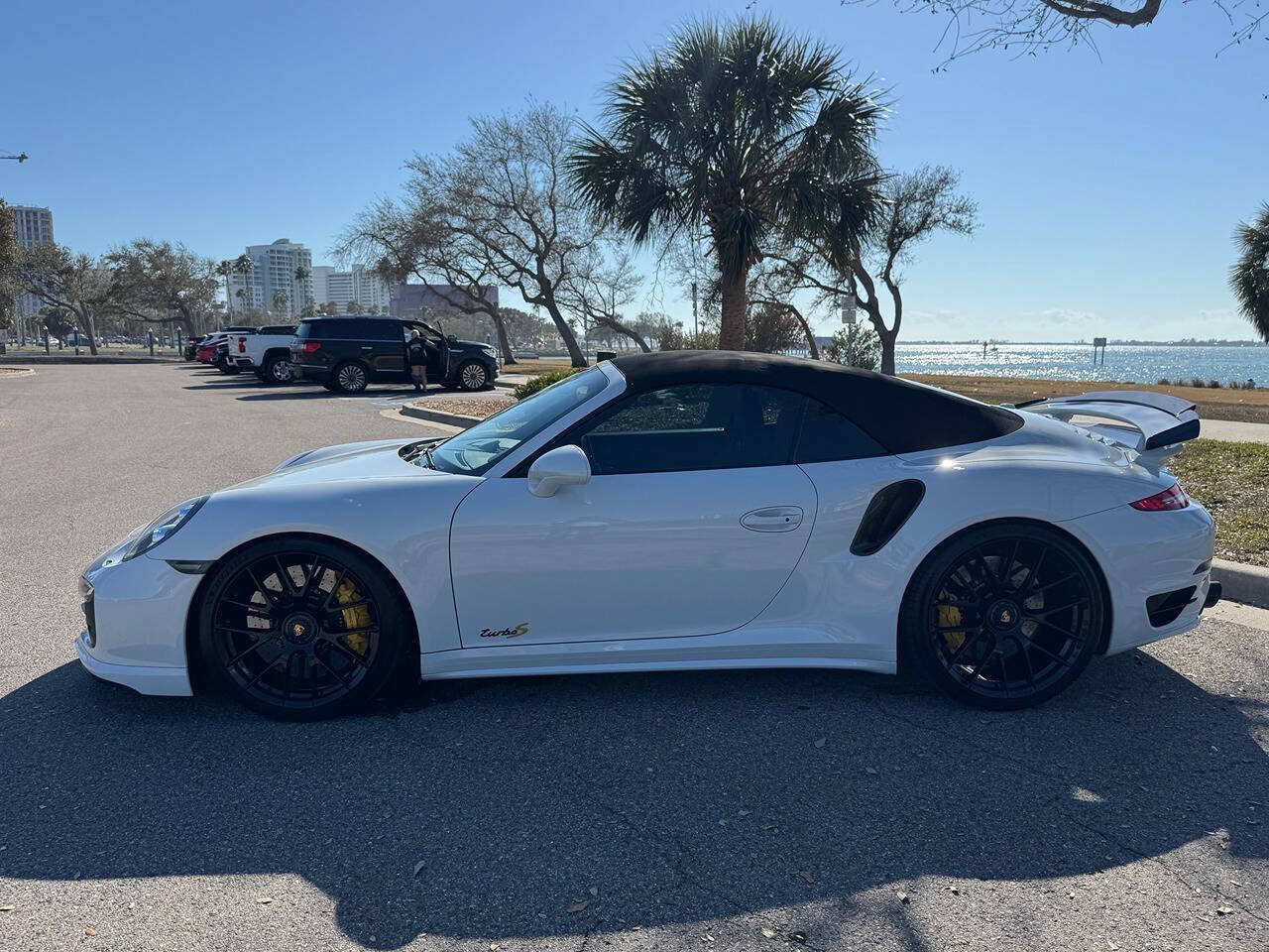 Used 2015 Porsche 911 Turbo S AWD/4WD image 36
