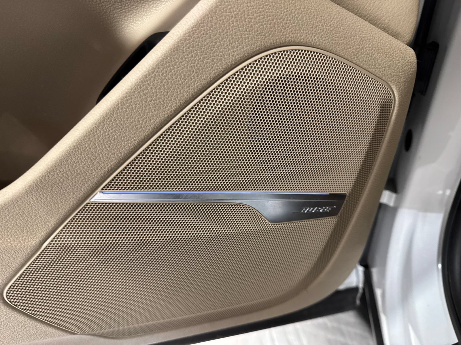 Used 2019 Audi Q7 3.0T Premium Plus w/ Premium Plus Package AWD/4WD image 13