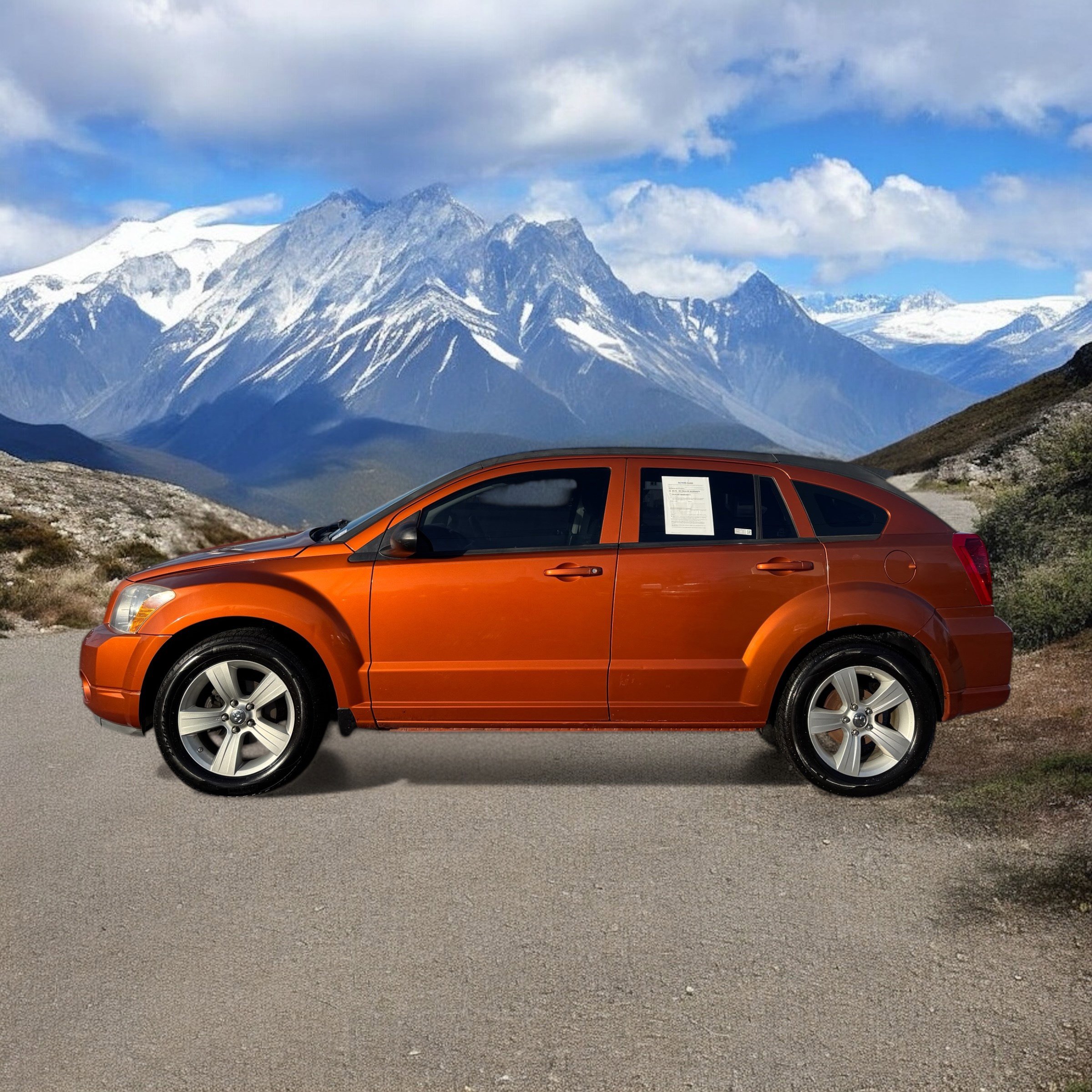 Used 2011 Dodge Caliber Mainstreet image 2