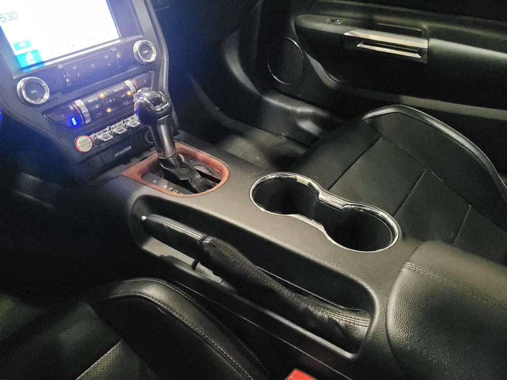 Used 2017 Ford Mustang Premium RWD image 26