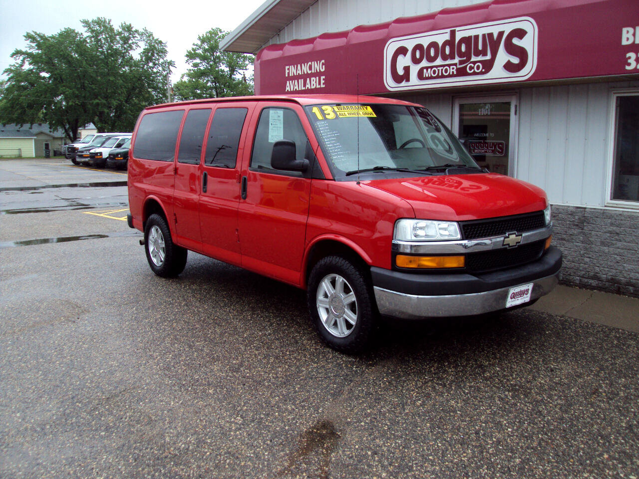 Used 2013 Chevrolet Express 1500 LT w/ LT Preferred Equipment Group image 2