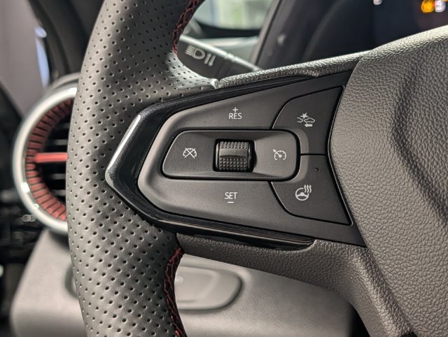New 2026 Chevrolet Trax RS w/ Sunroof Package FWD image 21