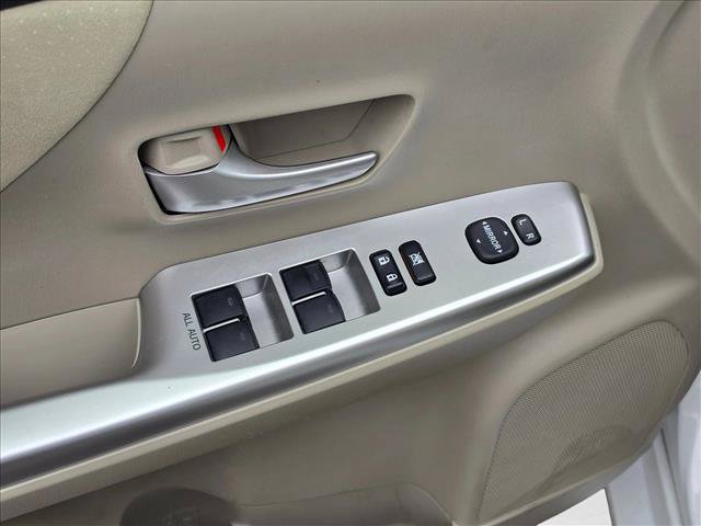Used 2014 Toyota Prius V Two FWD image 17
