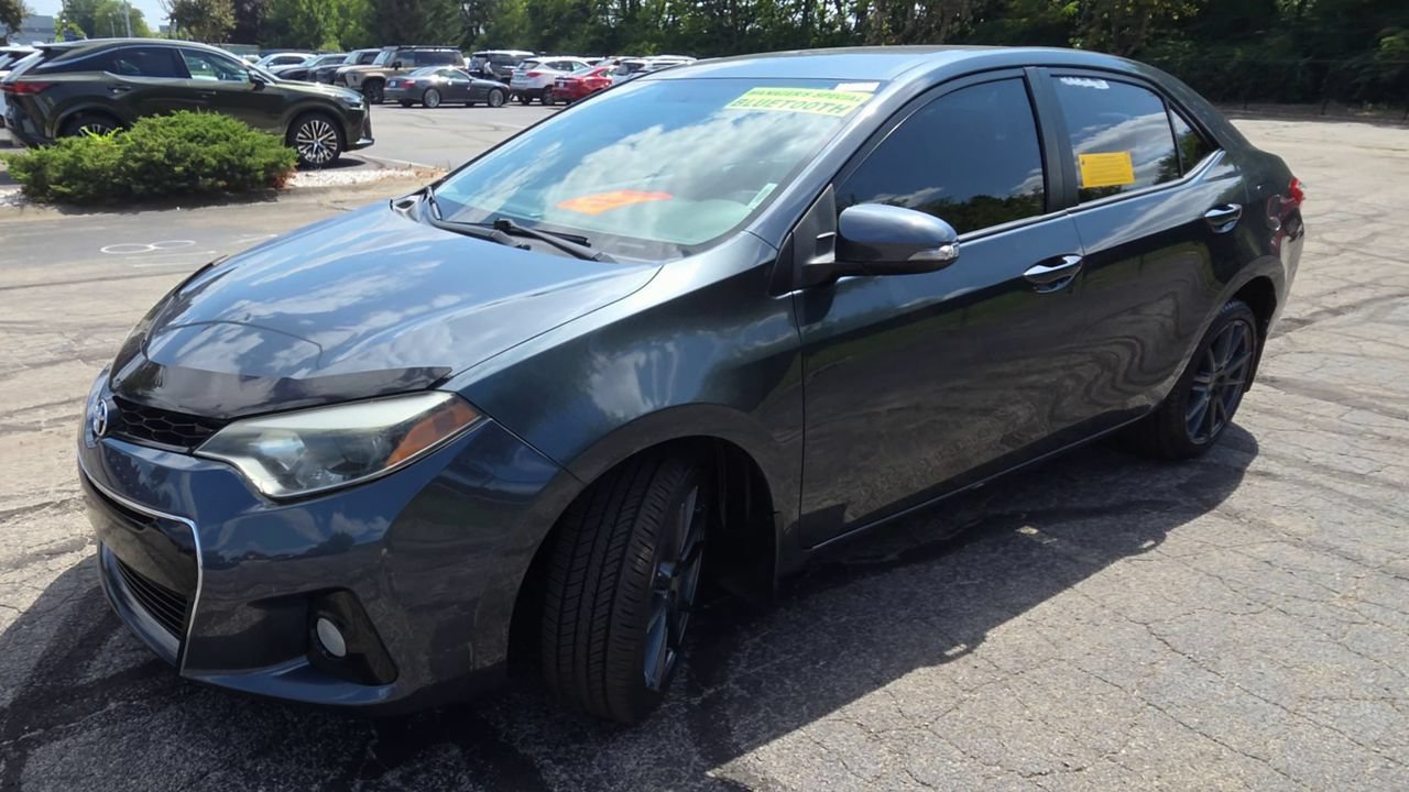 Used 2016 Toyota Corolla S FWD image 4