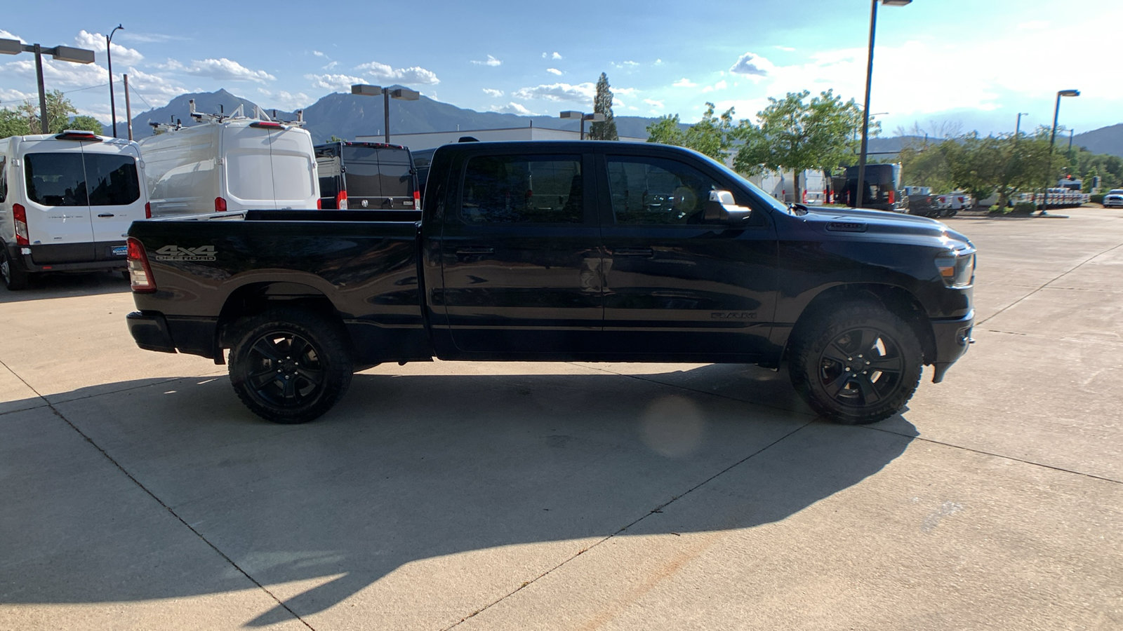 Used 2020 RAM 1500 Big Horn AWD/4WD image 6