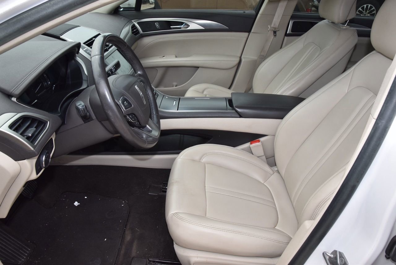 Used 2019 Lincoln MKZ Premiere image 11