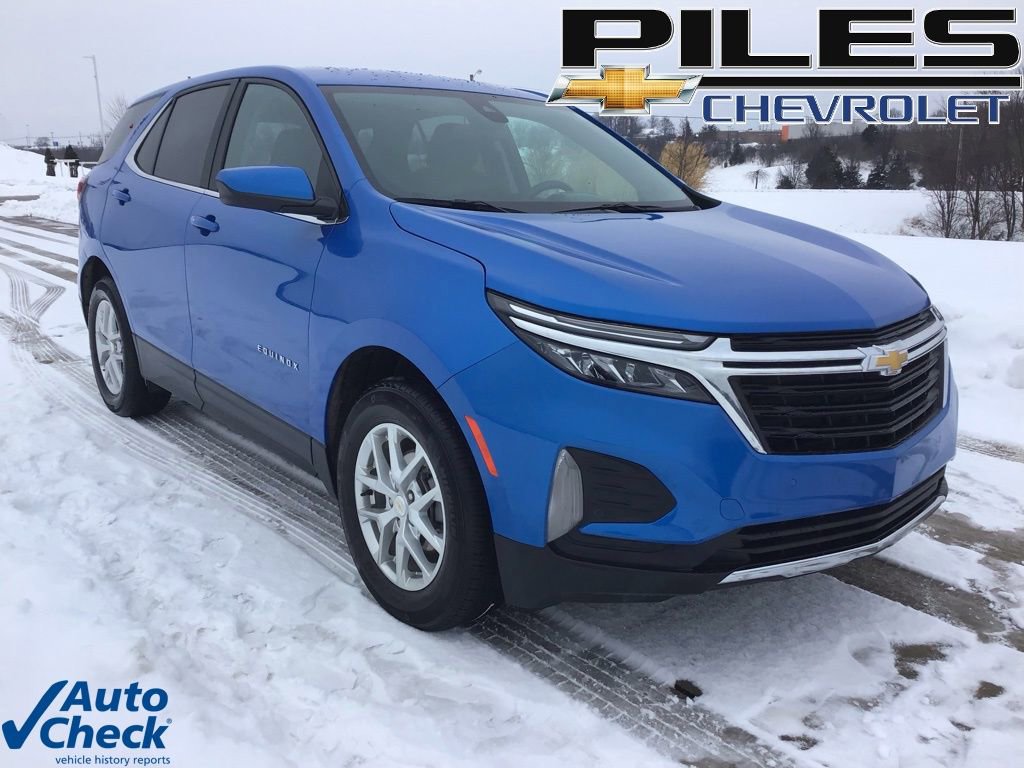 Used 2024 Chevrolet Equinox LT image 1
