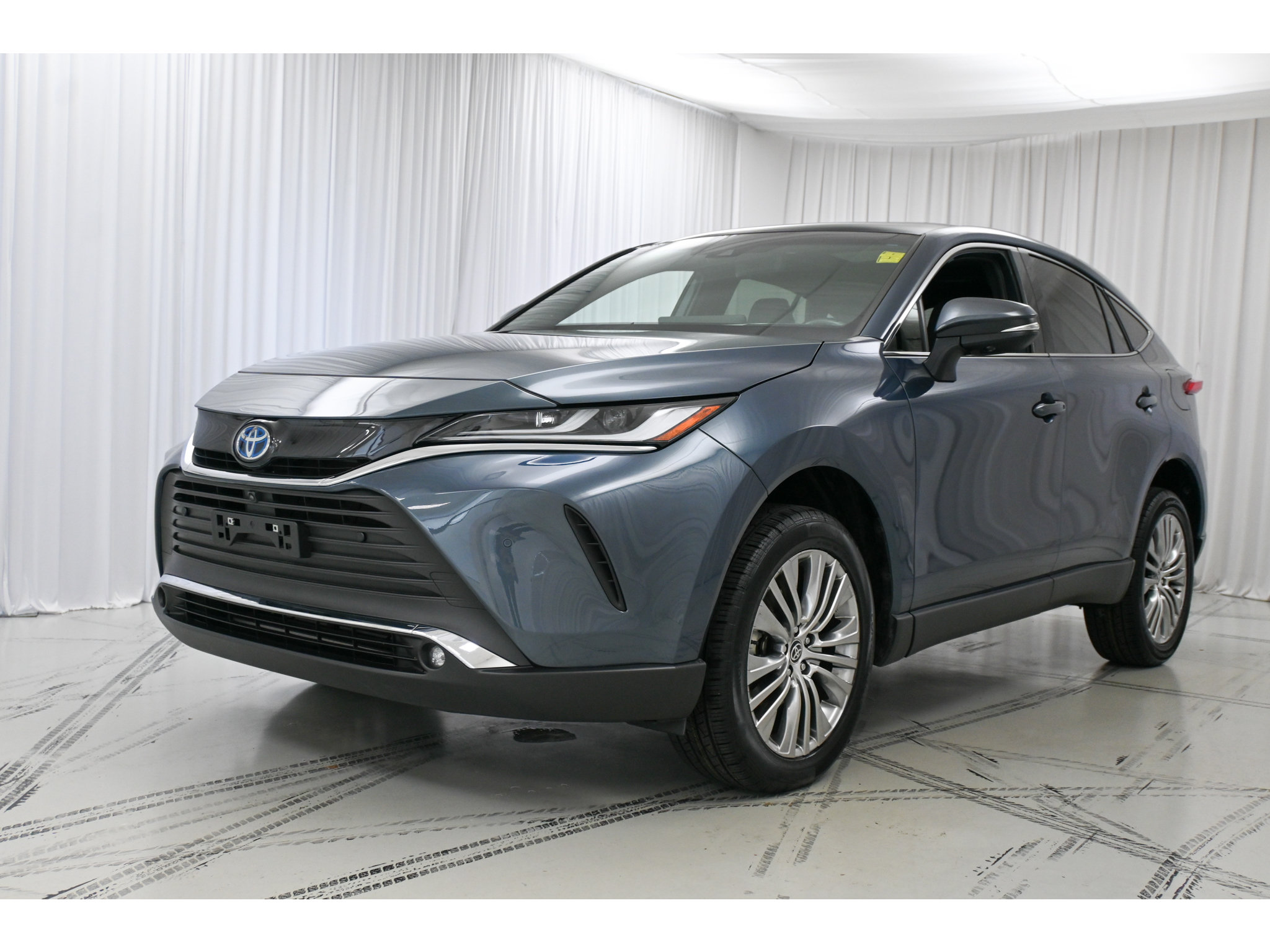 Used 2023 Toyota Venza Limited AWD/4WD image 4