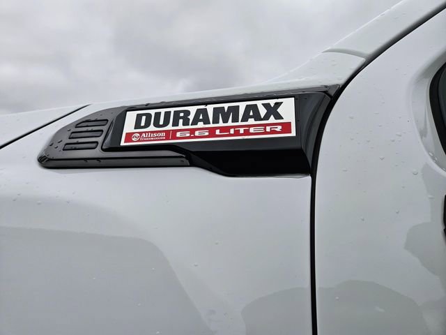 Used 2024 GMC Sierra 3500 AT4 w/ AT4 Preferred Package image 11