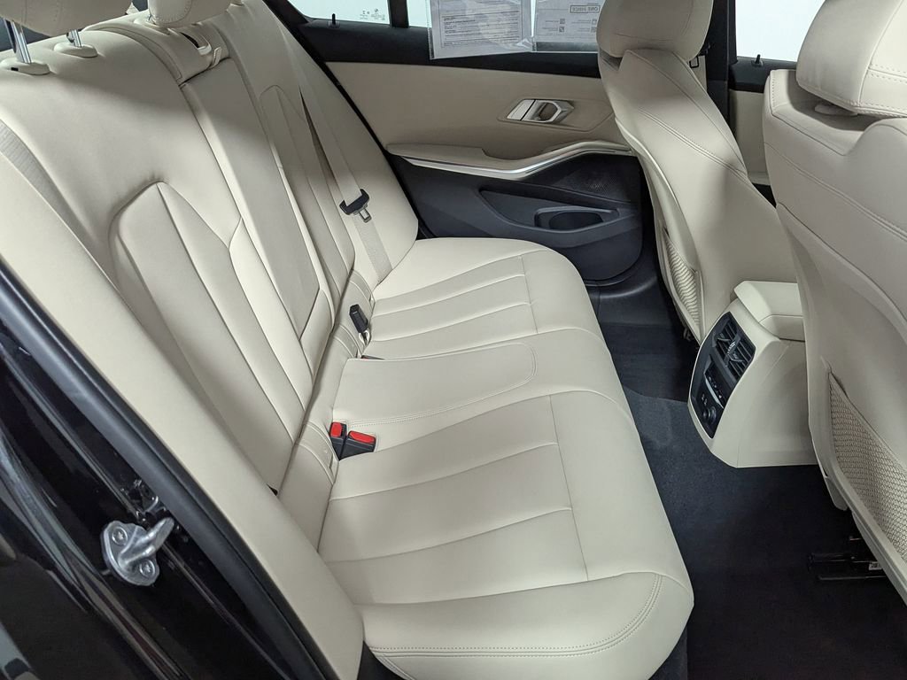 Used 2019 BMW 330i xDrive Sedan w/ Convenience Package image 36