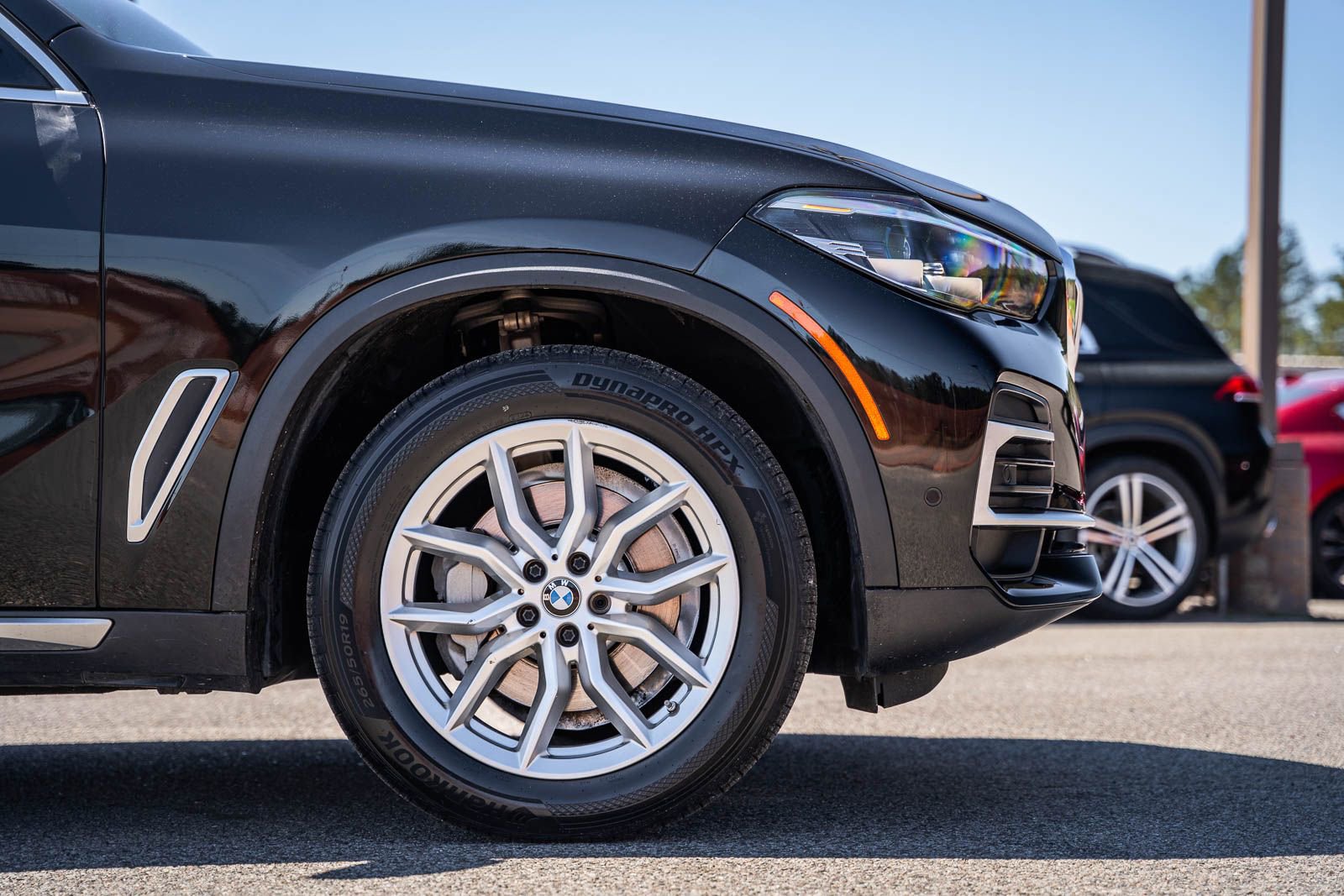 Used 2023 BMW X5 xDrive40i w/ Premium Package AWD/4WD image 9