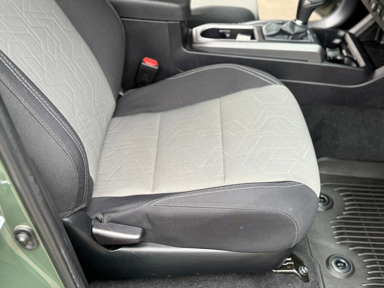 Used 2022 Toyota Tacoma TRD Off-Road image 44