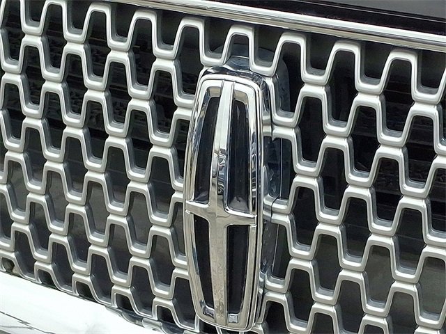 Used 2019 Lincoln MKZ Reserve image 31