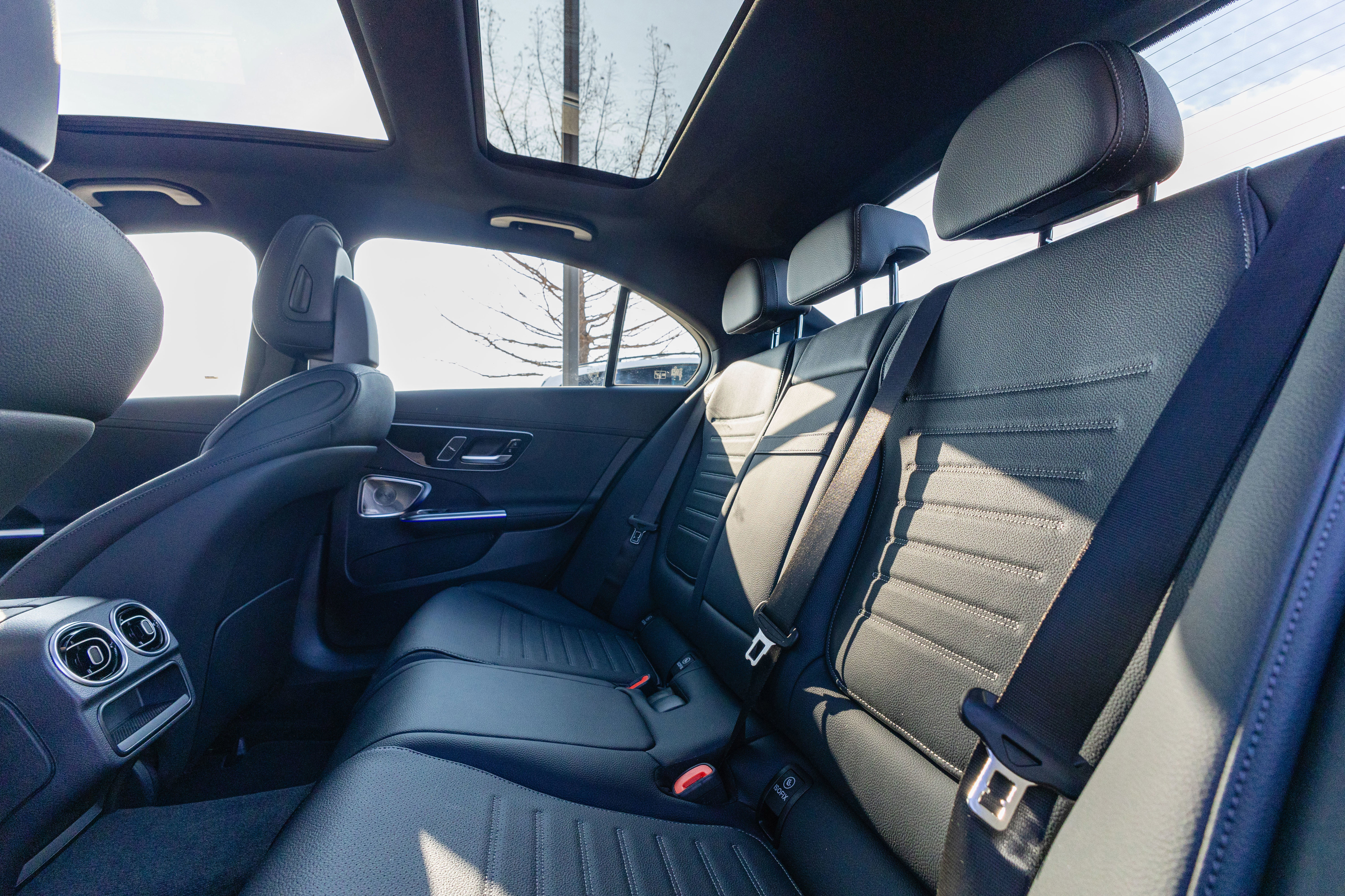 New 2026 Mercedes-Benz C 300 4MATIC Sedan image 19