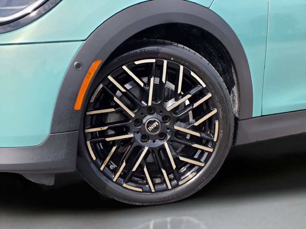 Used 2025 MINI Cooper S FWD image 25