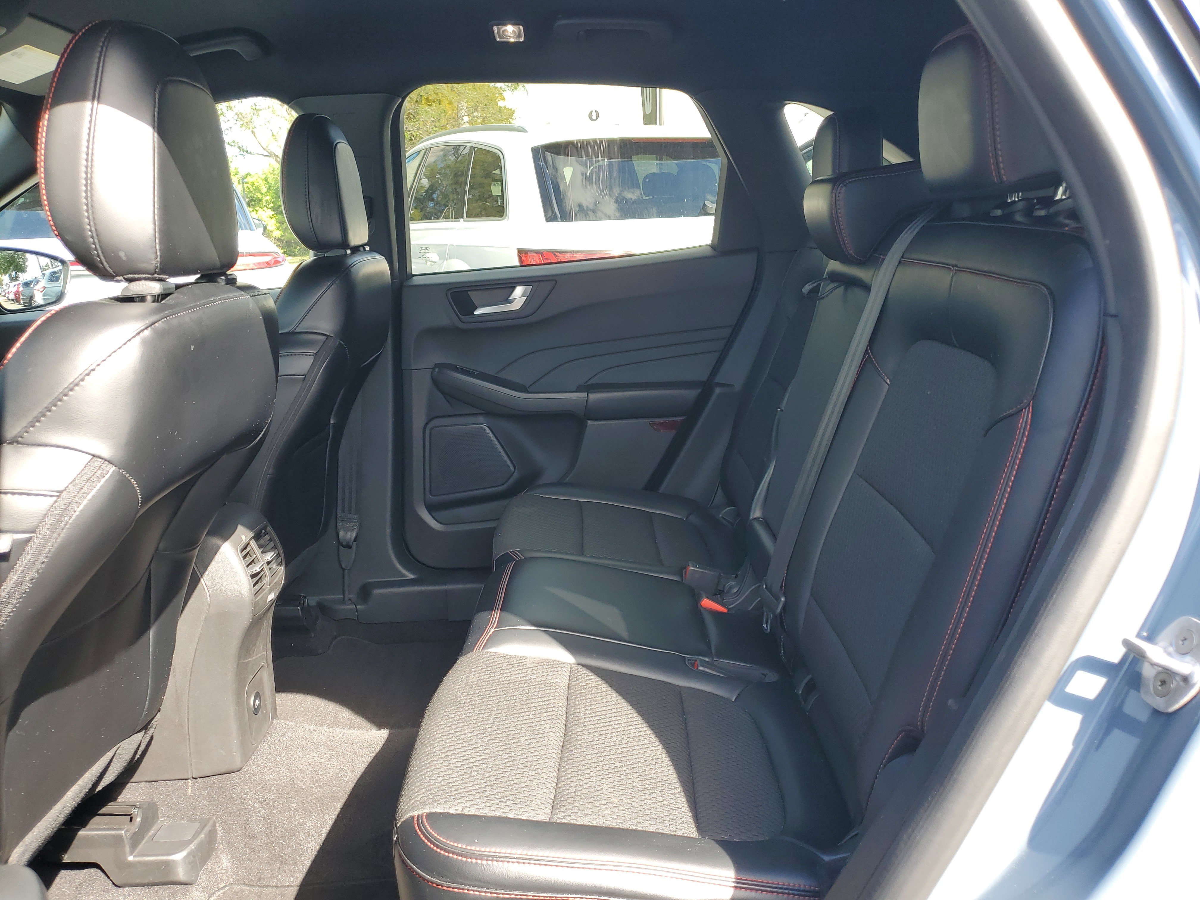 Used 2024 Ford Escape ST-Line w/ Tech Pack #1 image 10