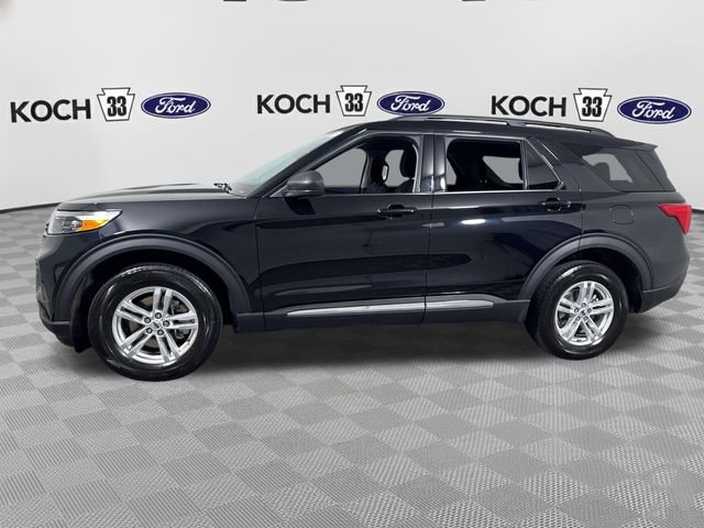 Used 2023 Ford Explorer XLT image 4