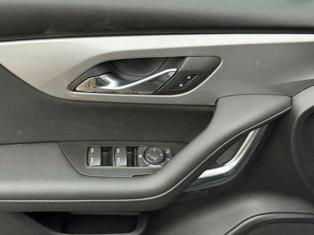 Used 2025 Chevrolet Blazer LT image 14