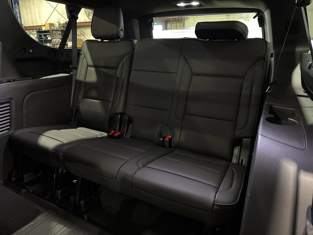 New 2026 GMC Yukon XL Denali w/ Sun & Power Step Package image 40