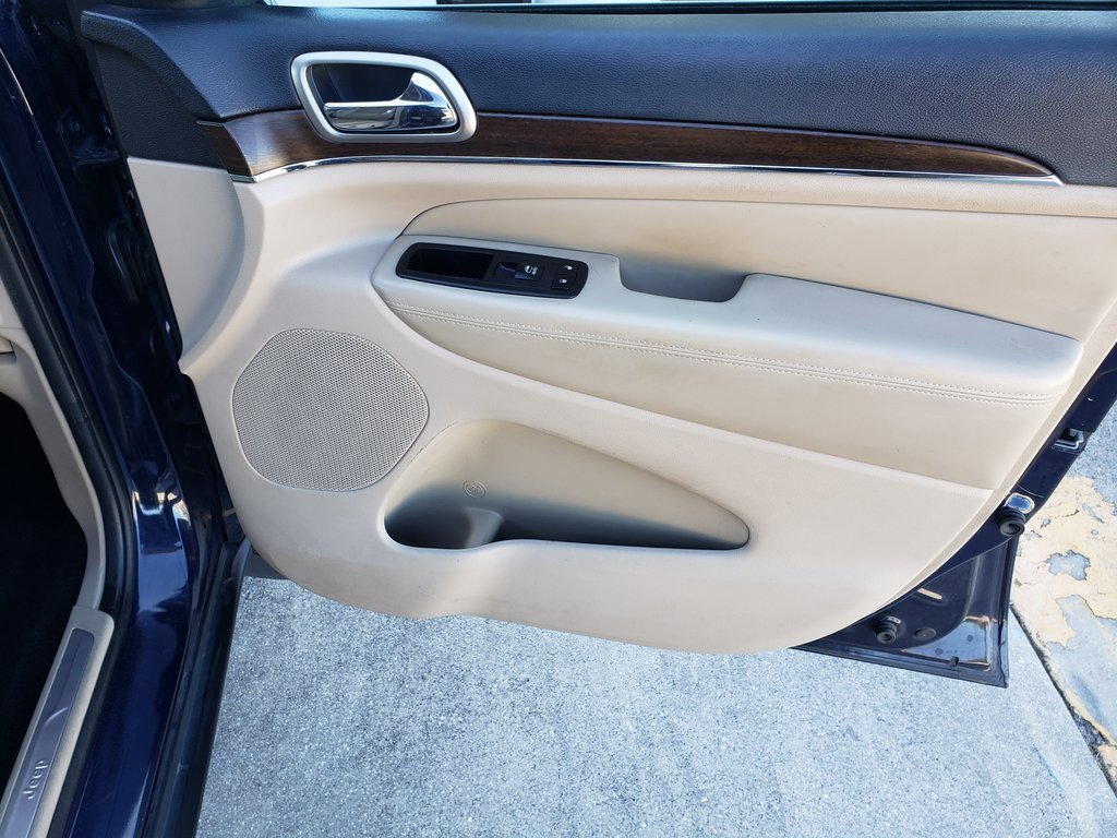 Used 2019 Nissan Rogue SV image 14