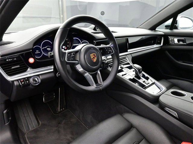 Used 2019 Porsche Panamera 4 image 4