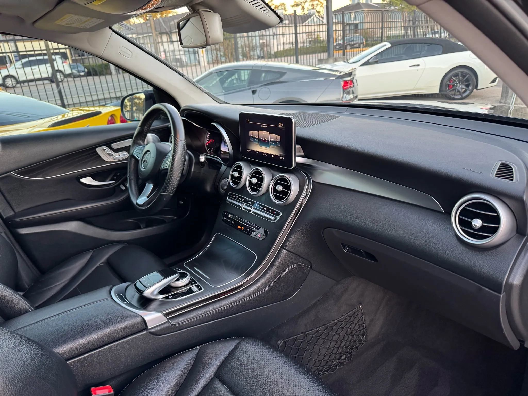 Used 2016 Mercedes-Benz GLC 300 4MATIC image 22