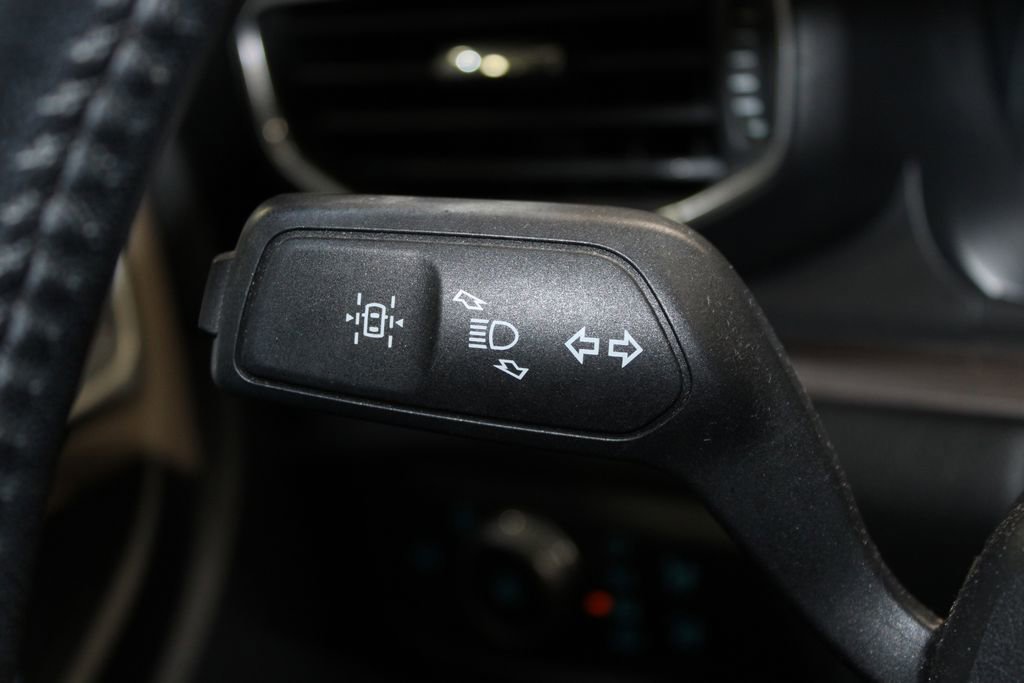 Used 2020 Ford Explorer Limited AWD/4WD image 26