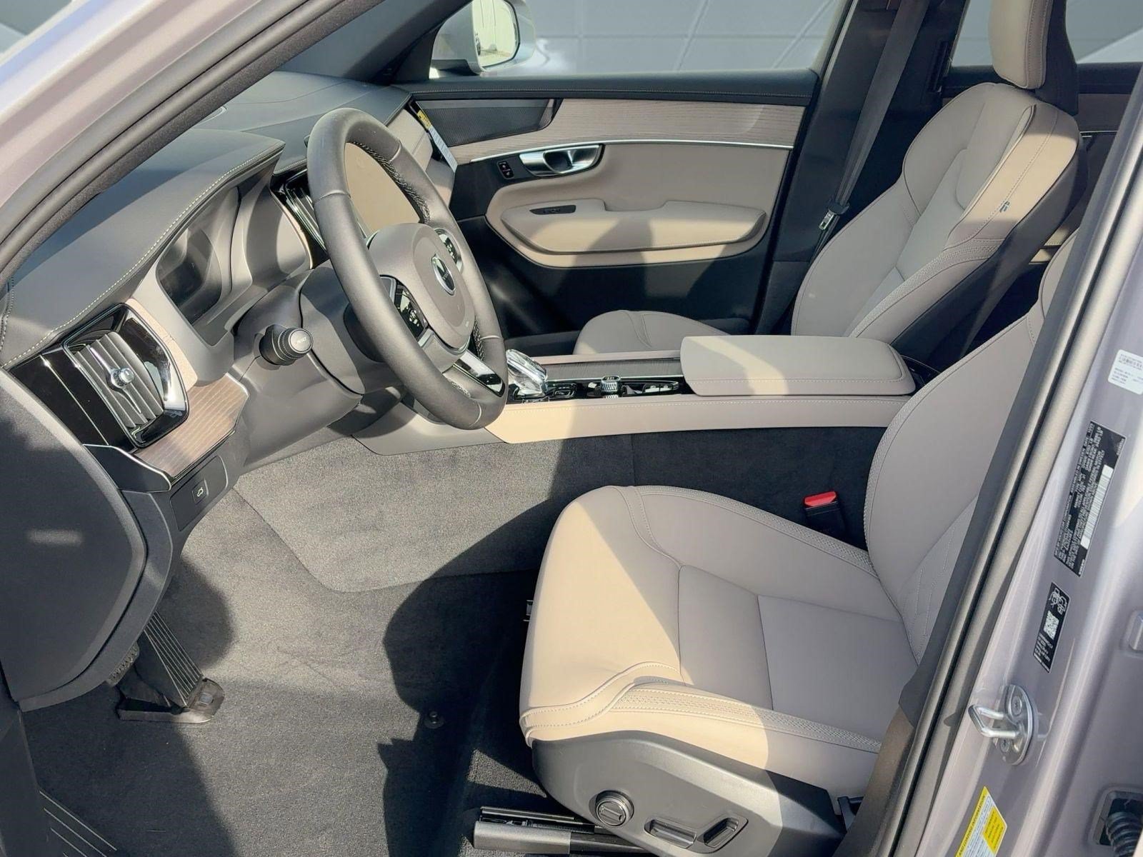 New 2026 Volvo XC90 B6 Plus w/ Protection Package Premier AWD/4WD image 5