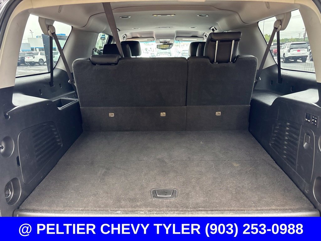 Used 2020 Chevrolet Suburban Premier w/ RST Edition AWD/4WD image 24