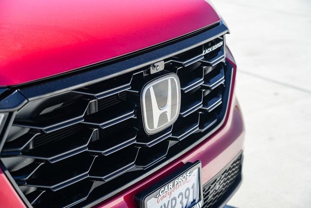 Certified 2025 Honda Pilot Black Edition image 5