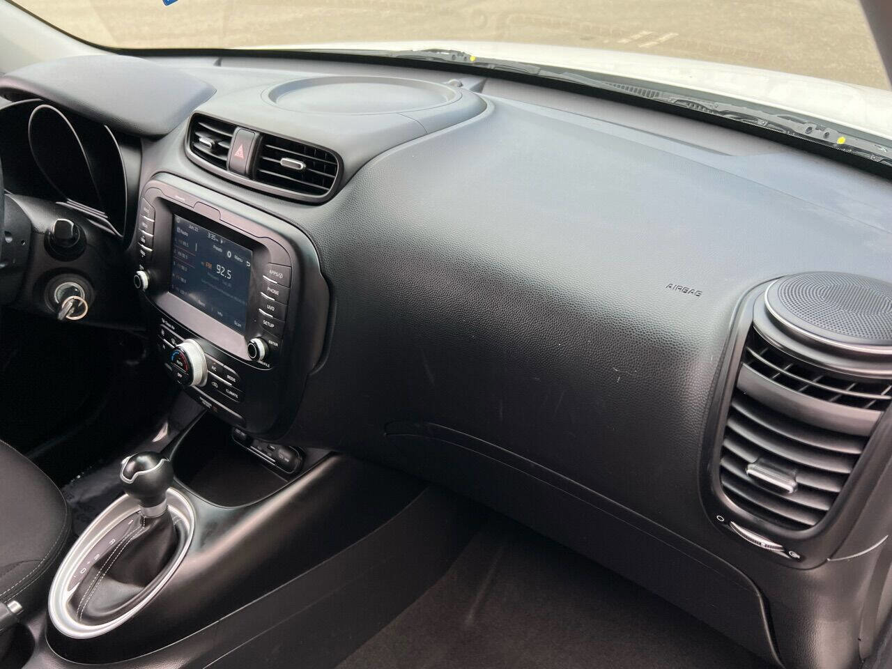 Used 2018 Kia Soul + image 51