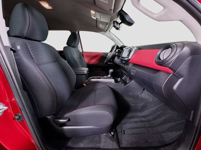 Certified 2023 Toyota Tacoma SR5 AWD/4WD image 29
