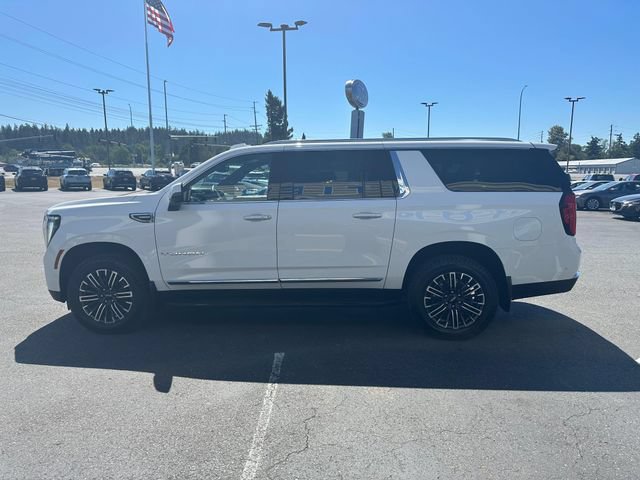 Used 2025 GMC Yukon XL Elevation AWD/4WD image 5